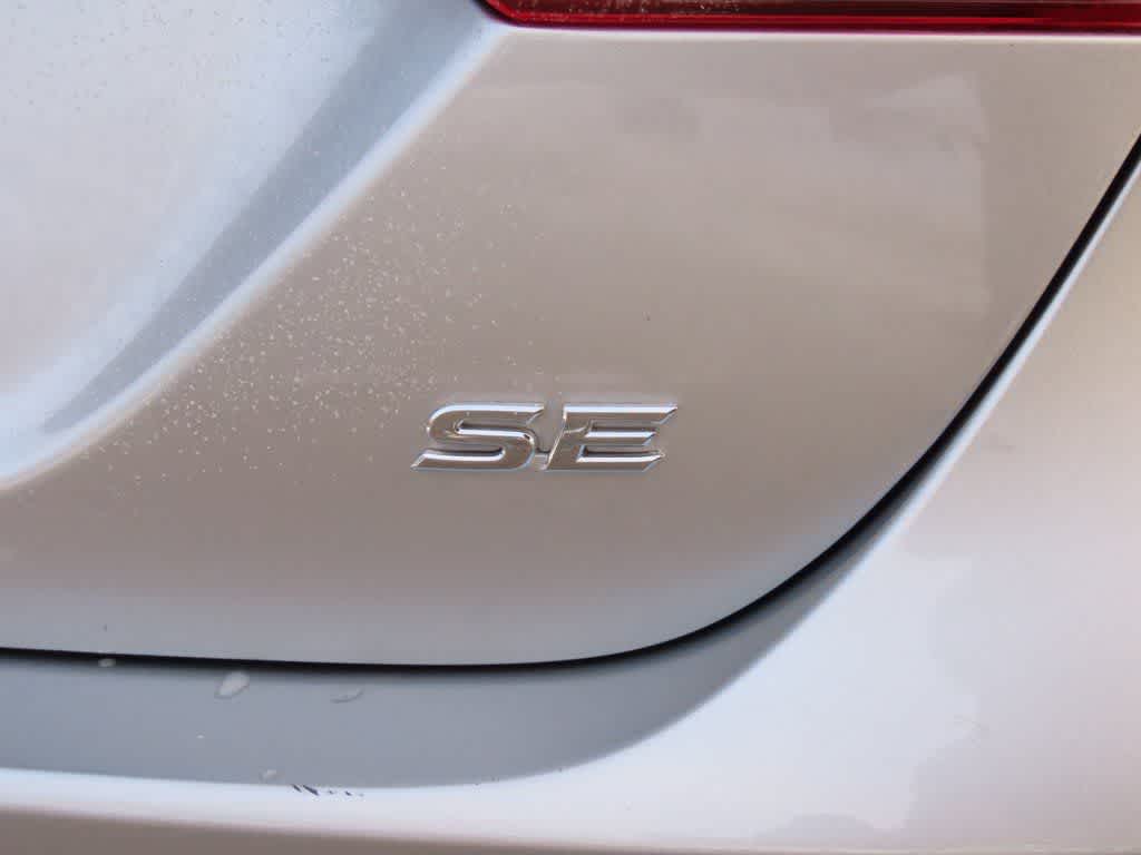 Thumbnail: 2024 Toyota Camry - 8