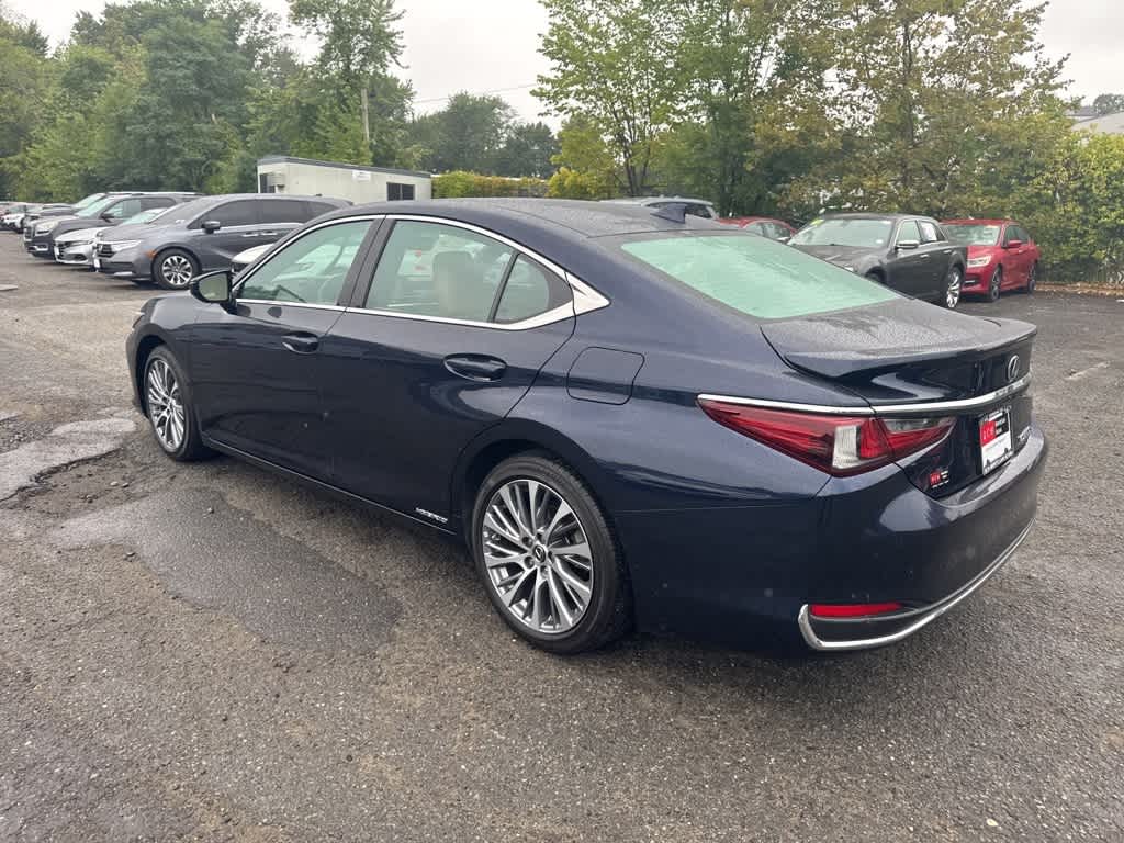 Thumbnail: 2021 Lexus ES - 9
