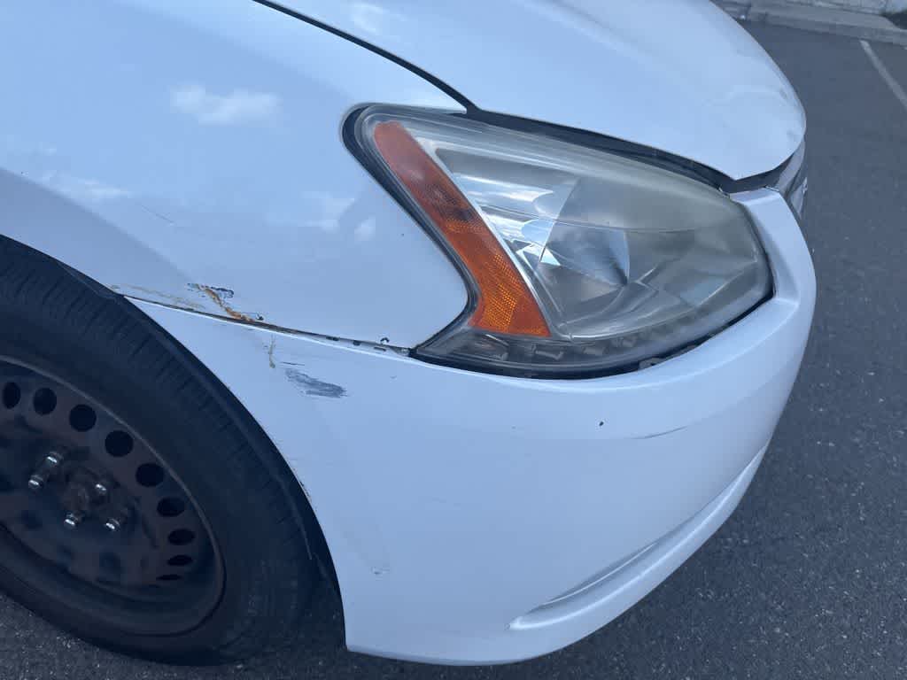 Thumbnail: 2015 Nissan Sentra - 10