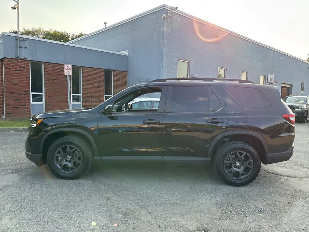 Thumbnail: 2025 Honda Pilot - 21