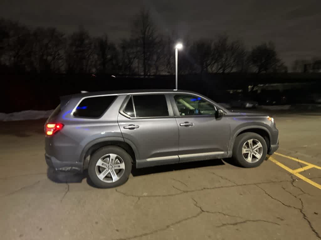 Thumbnail: 2023 Honda Pilot - 13