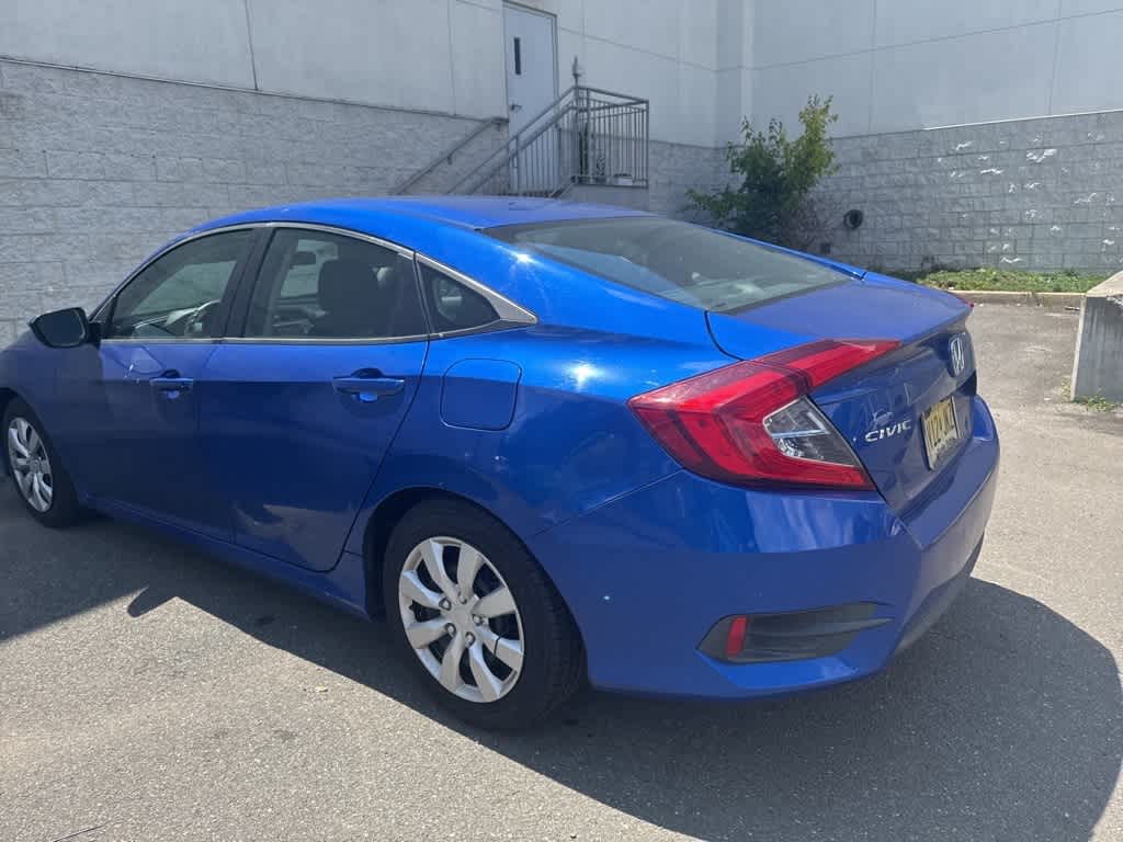 Thumbnail: 2017 Honda Civic - 5