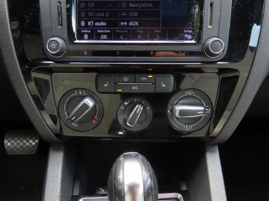 Thumbnail: 2016 Volkswagen Jetta - 23