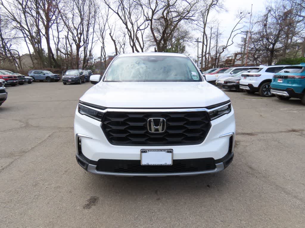 Thumbnail: 2023 Honda Pilot - 6