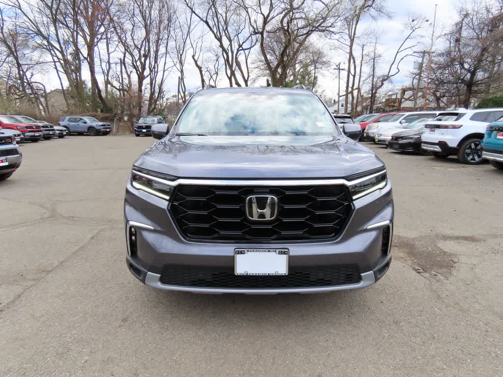 Thumbnail: 2023 Honda Pilot - 6