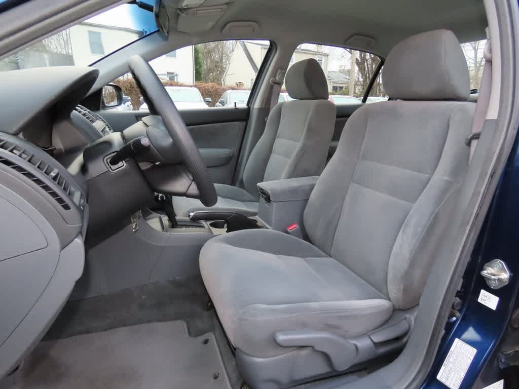 Thumbnail: 2003 Honda Accord - 13