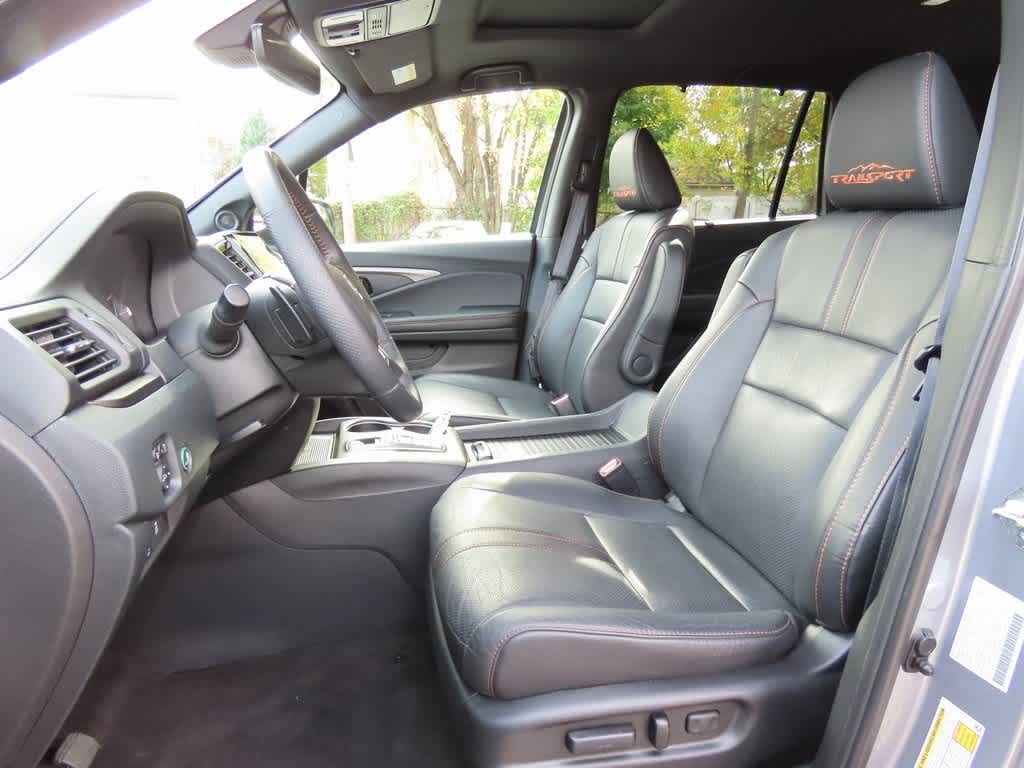 Thumbnail: 2022 Honda Passport - 12