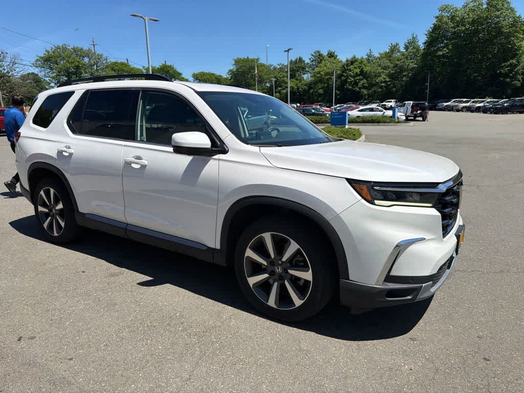 Thumbnail: 2023 Honda Pilot - 9