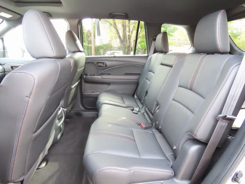 Thumbnail: 2022 Honda Passport - 13