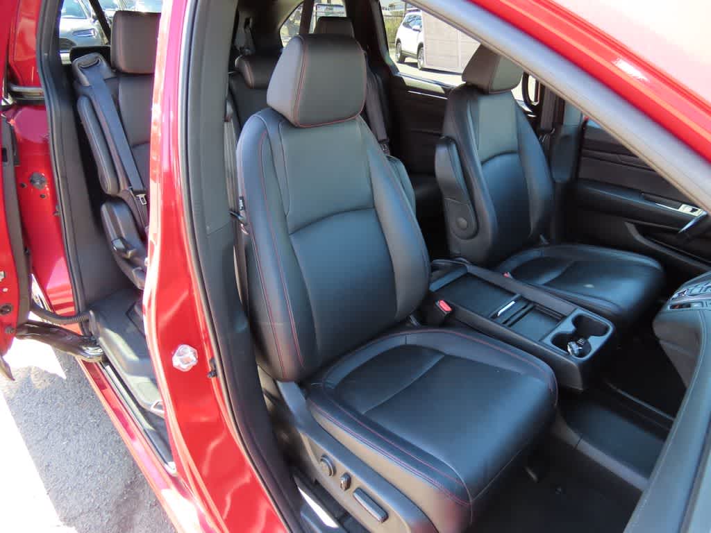 Thumbnail: 2023 Honda Odyssey - 18