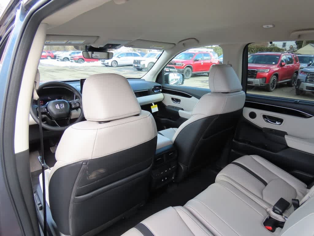 Thumbnail: 2026 Honda Pilot - 16