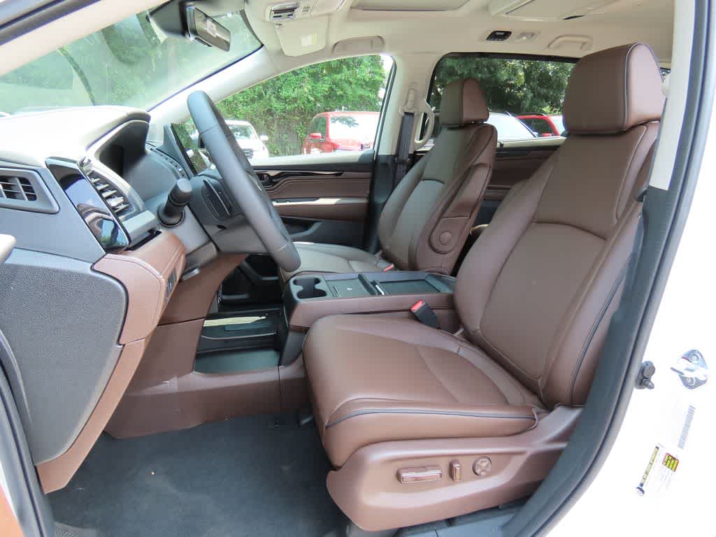 Thumbnail: 2026 Honda Odyssey - 13