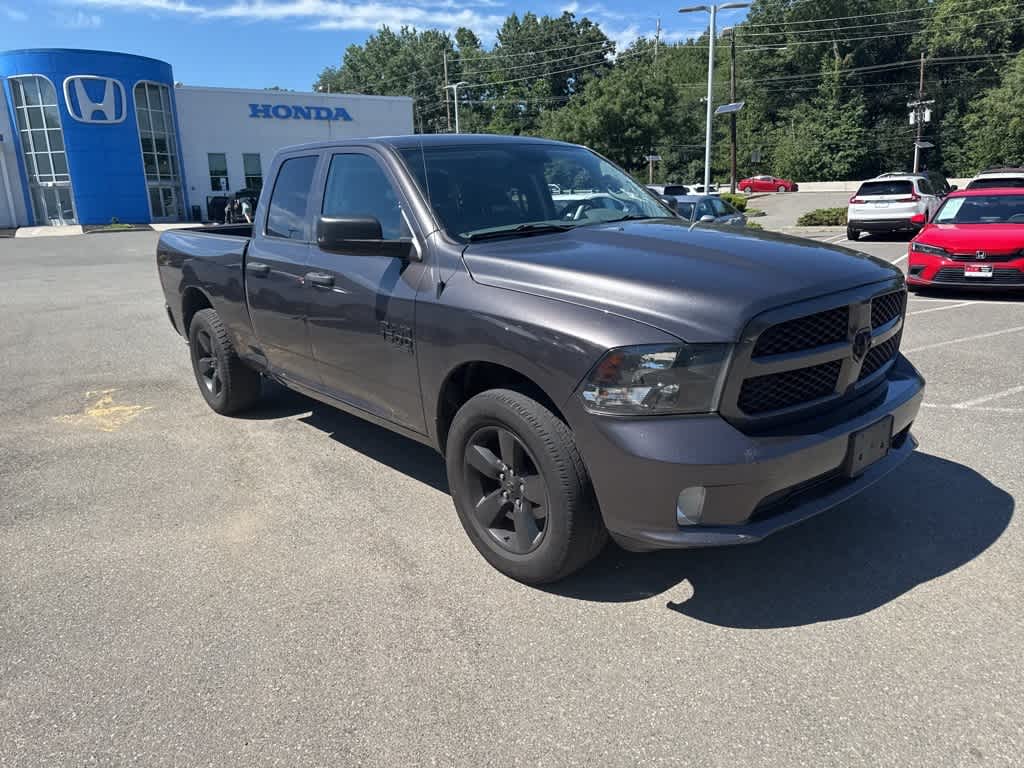 Thumbnail: 2019 RAM 1500 Classic - 10