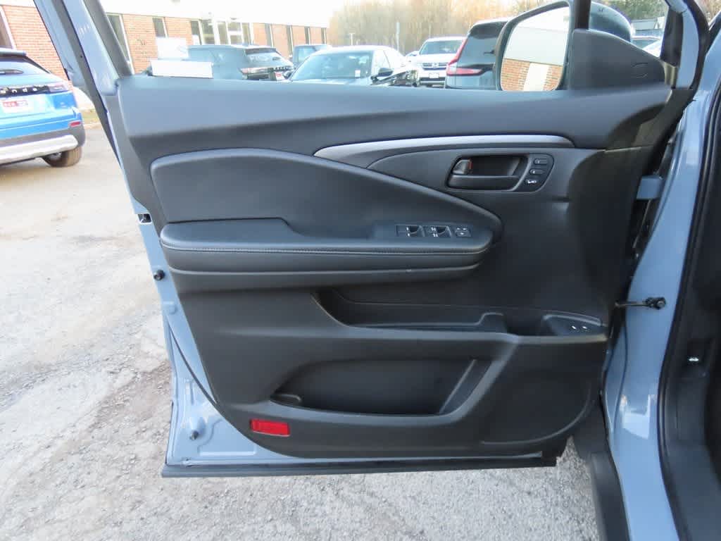 Thumbnail: 2022 Honda Passport - 15