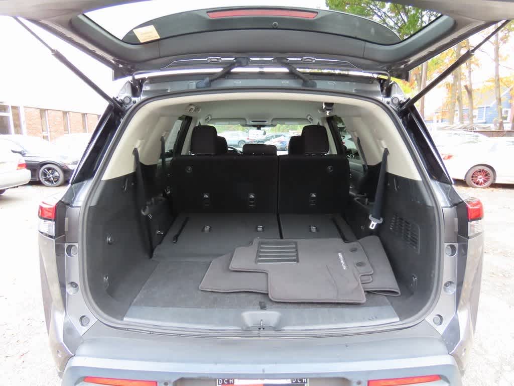 Thumbnail: 2022 Nissan Pathfinder - 12