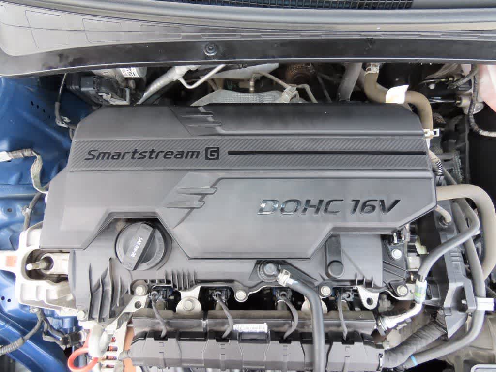 Thumbnail: 2022 Hyundai Elantra - 10