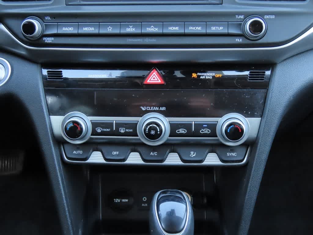 Thumbnail: 2020 Hyundai Elantra - 19