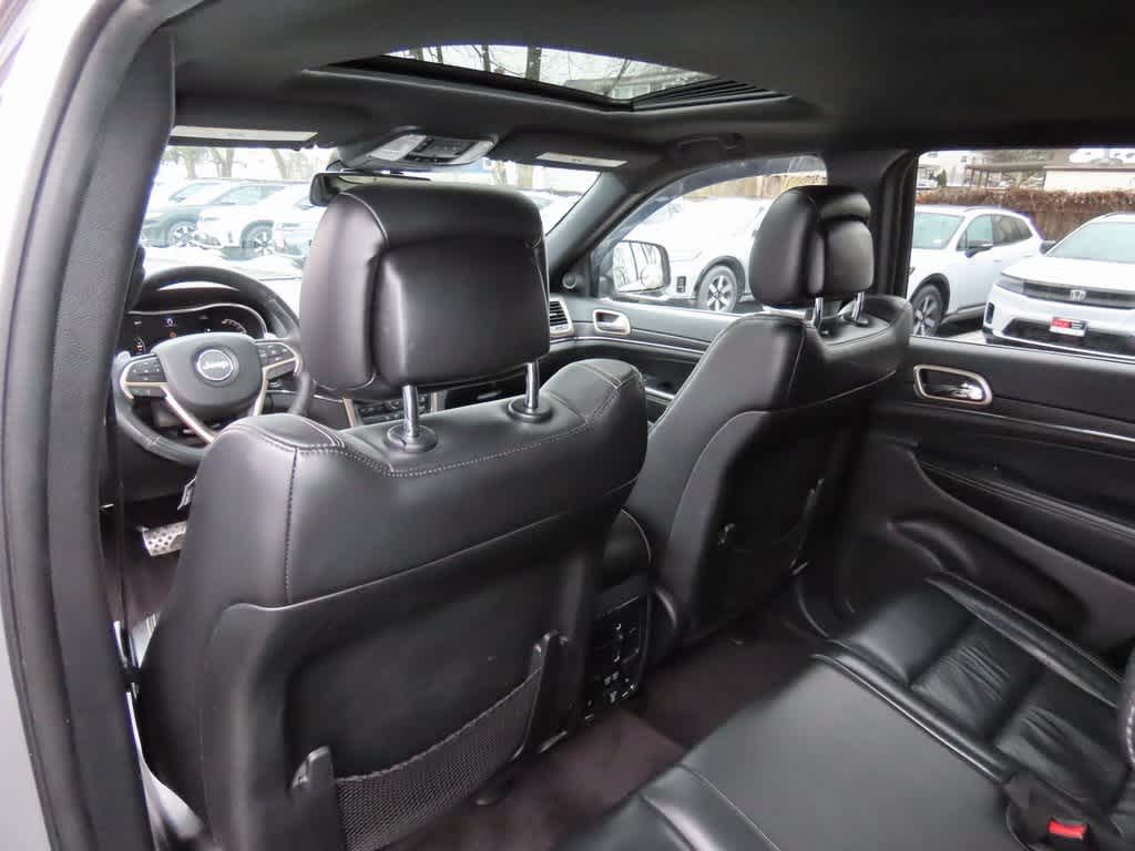 Thumbnail: 2015 Jeep Grand Cherokee - 15