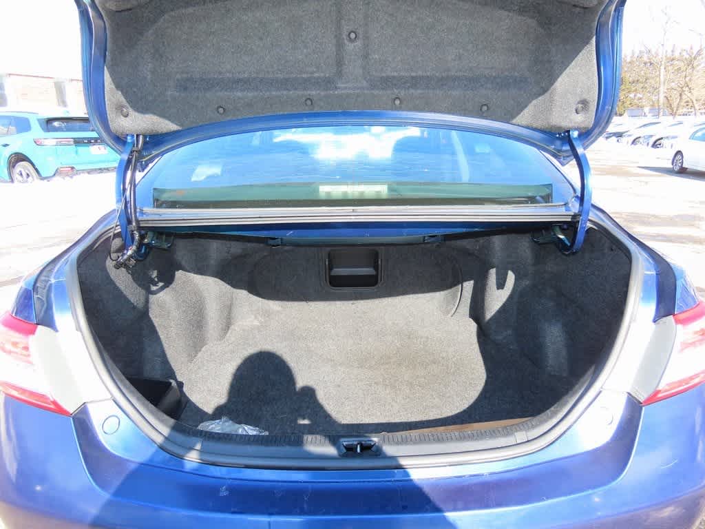 Thumbnail: 2010 Toyota Camry - 10