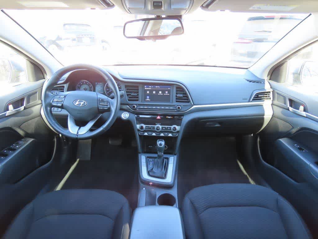 Thumbnail: 2020 Hyundai Elantra - 16