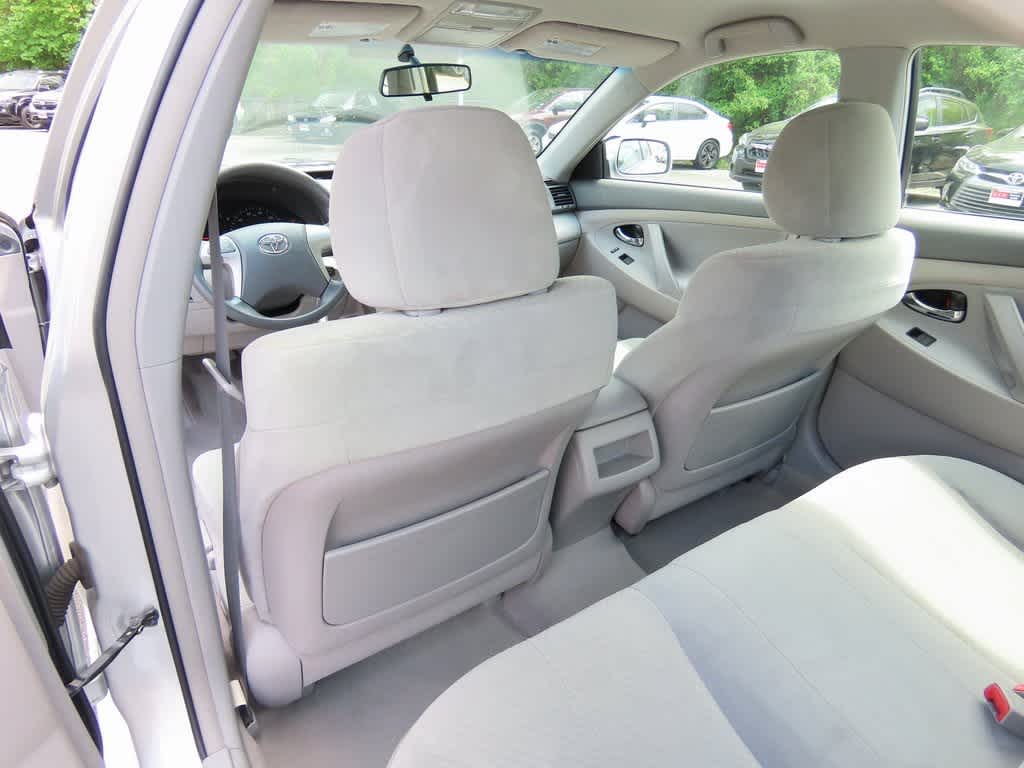 2009 Toyota Camry LE 15