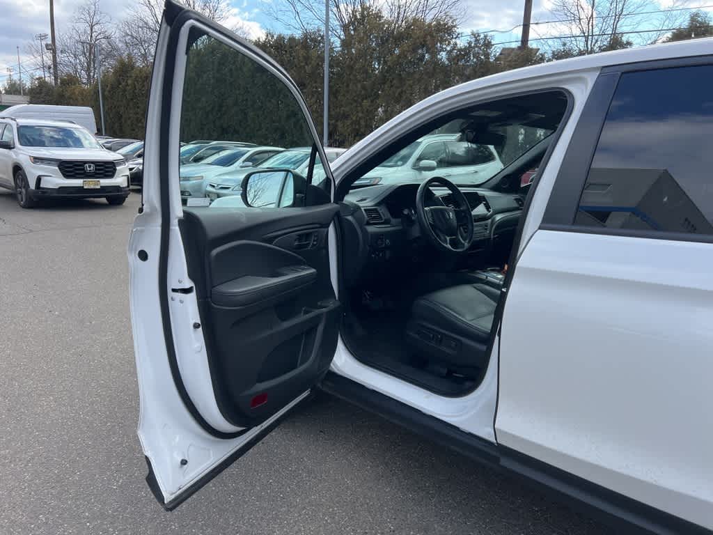 Thumbnail: 2023 Honda Passport - 26