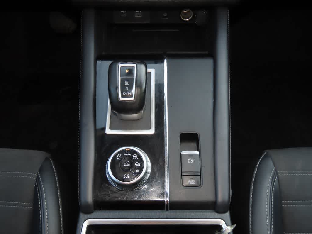 Thumbnail: 2024 Mitsubishi Outlander - 24