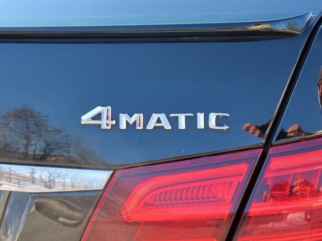 Thumbnail: 2016 Mercedes-Benz E-Class - 8