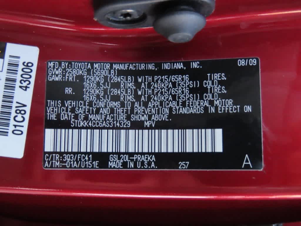 Thumbnail: 2010 Toyota Sienna - 25