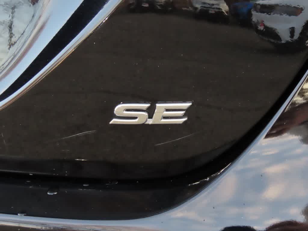 Thumbnail: 2023 Toyota Camry - 8