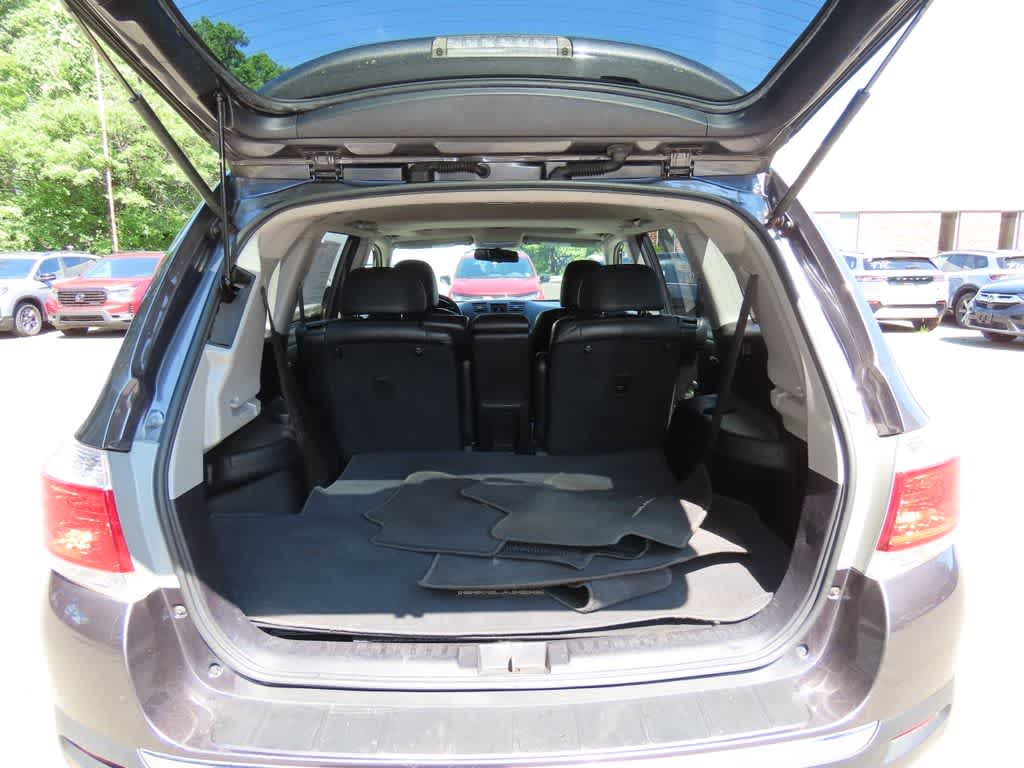 Thumbnail: 2013 Toyota Highlander - 12