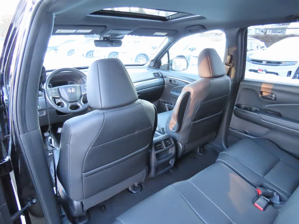 Thumbnail: 2023 Honda Passport - 13