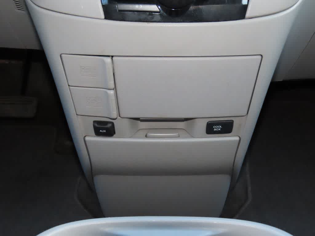 Thumbnail: 2011 Honda Odyssey - 25