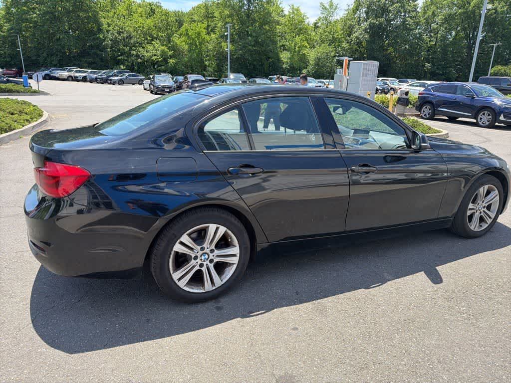 Thumbnail: 2016 BMW 3 Series - 19
