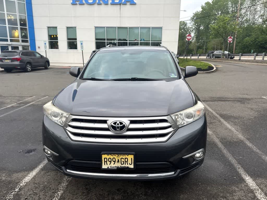 Thumbnail: 2013 Toyota Highlander - 12