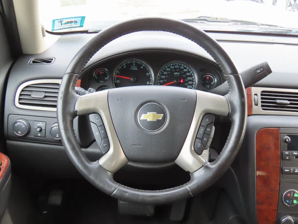 Thumbnail: 2014 Chevrolet Tahoe - 20