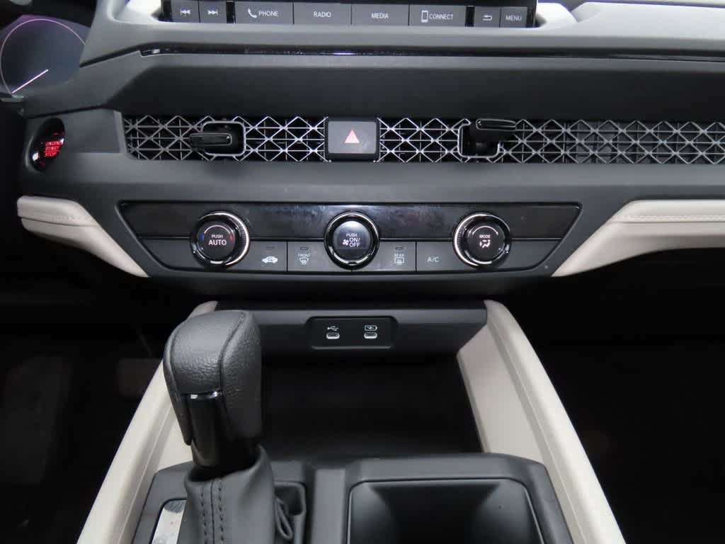 Thumbnail: 2023 Honda Accord - 19