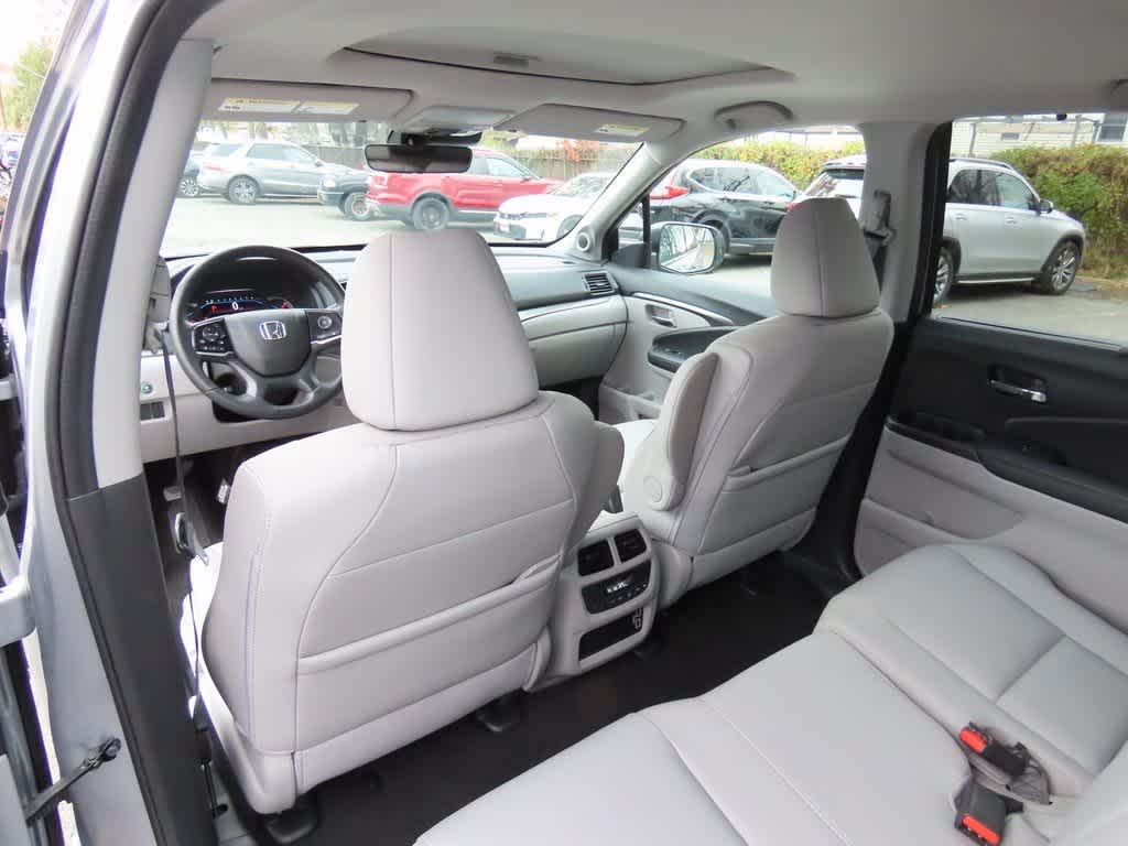 Thumbnail: 2022 Honda Pilot - 16