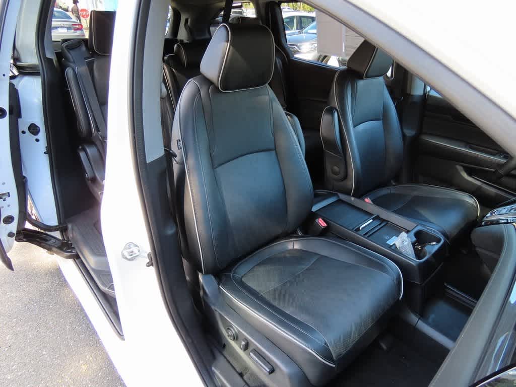 Thumbnail: 2023 Honda Odyssey - 19