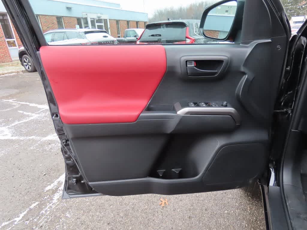 Thumbnail: 2023 Toyota Tacoma - 18