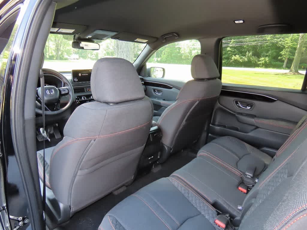 2025 Honda Pilot Sport 13