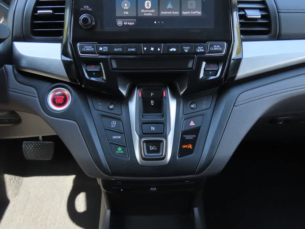 Thumbnail: 2018 Honda Odyssey - 25