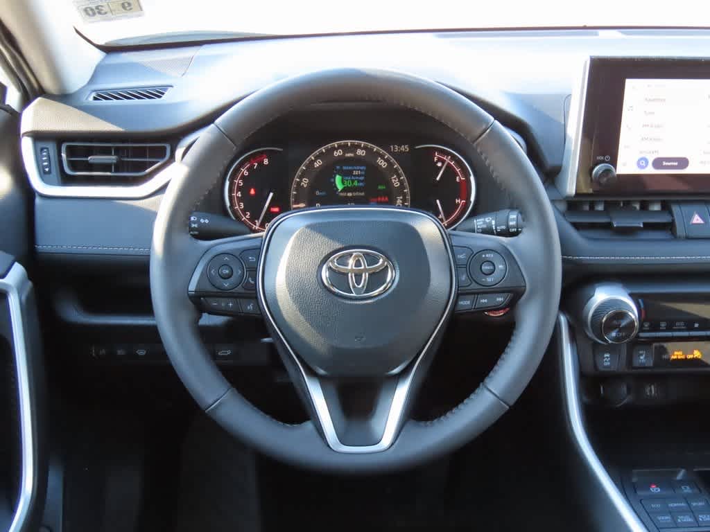 Thumbnail: 2025 Toyota RAV4 - 18