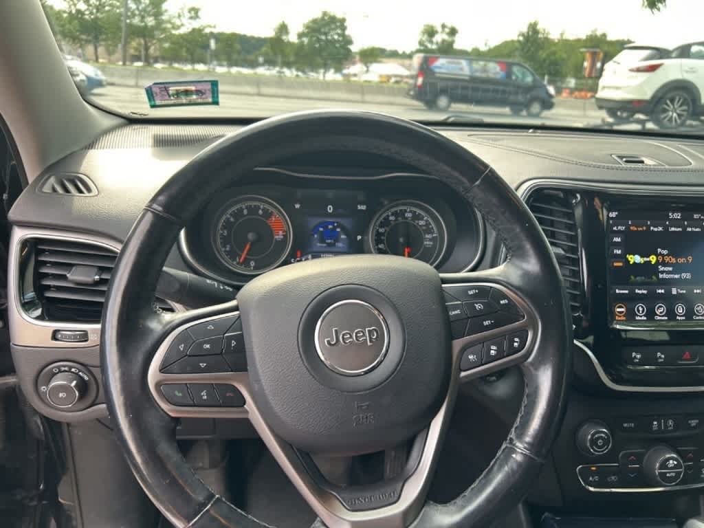 Thumbnail: 2019 Jeep Cherokee - 2