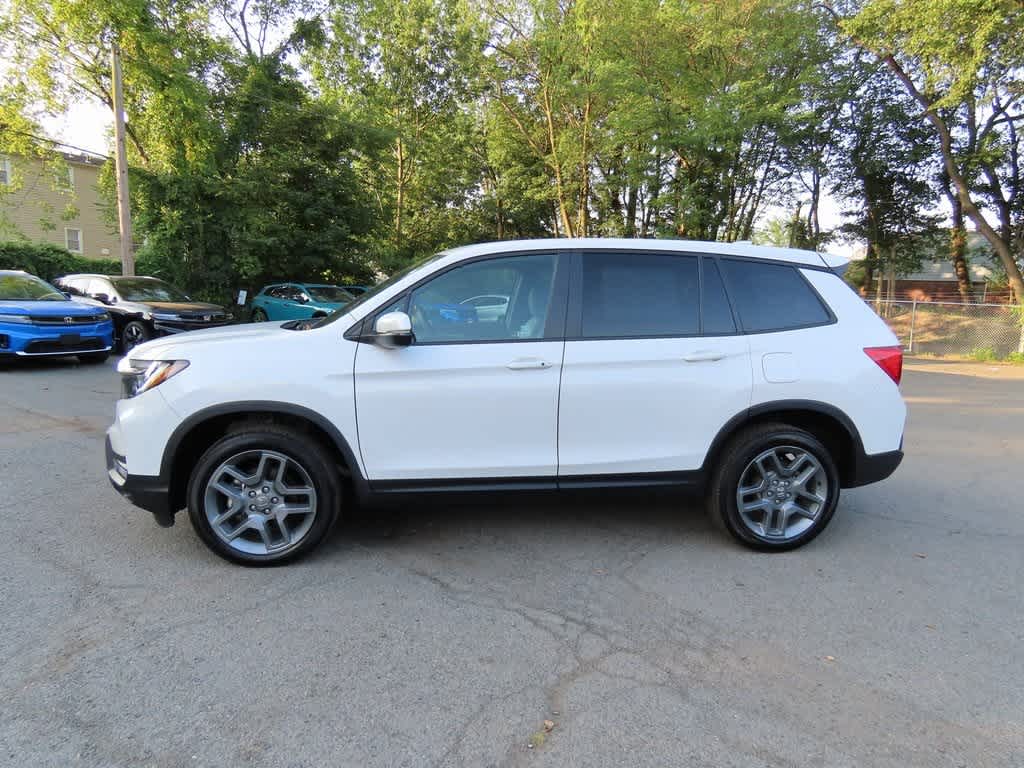 Thumbnail: 2023 Honda Passport - 3