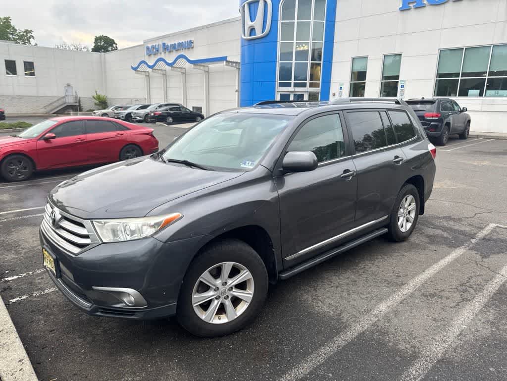 Thumbnail: 2013 Toyota Highlander - 7