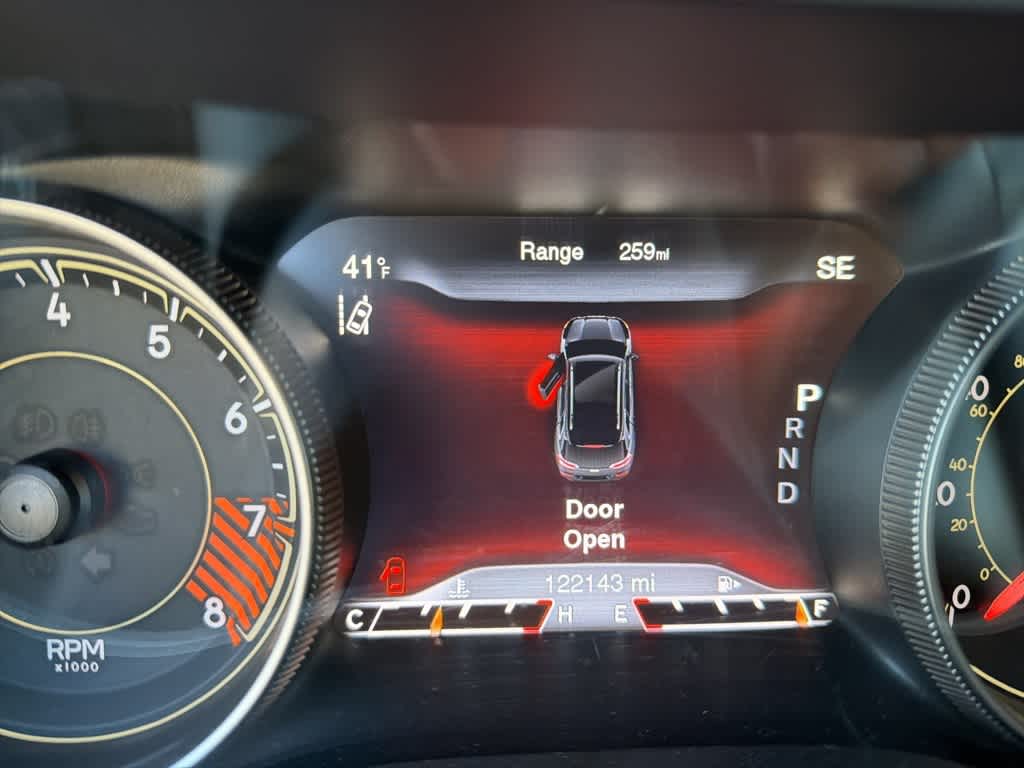 Thumbnail: 2014 Jeep Cherokee - 16