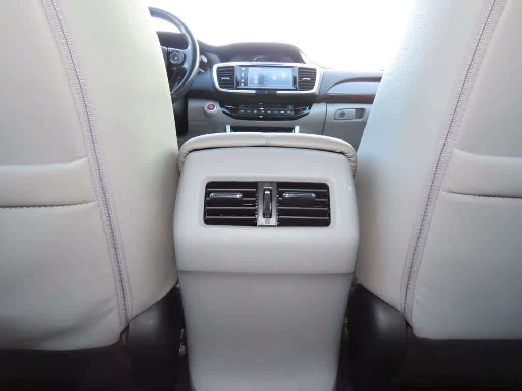 Thumbnail: 2016 Honda Accord - 22