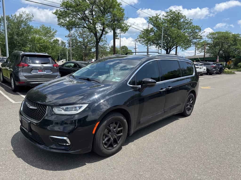 Thumbnail: 2021 Chrysler Pacifica - 5