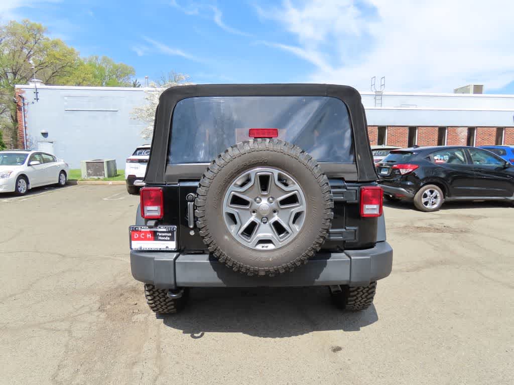 Thumbnail: 2015 Jeep Wrangler - 5